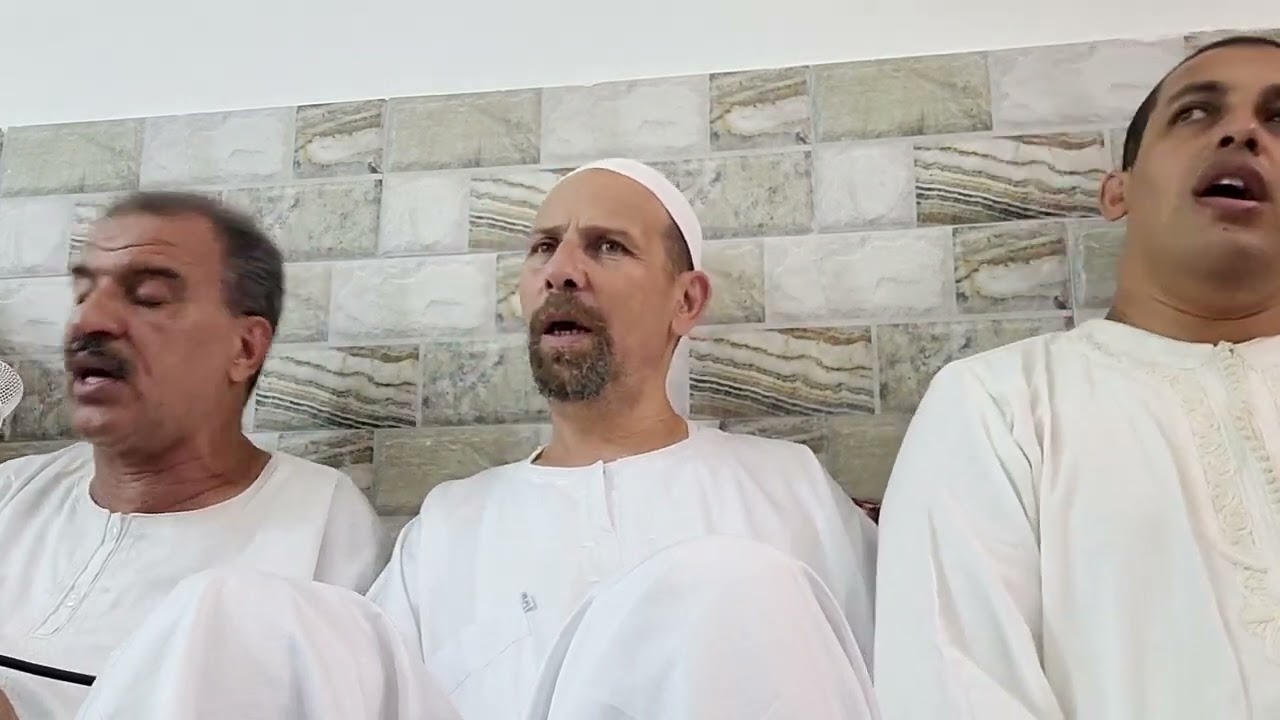 للمدينة يا سائق الأضعان مصمع لعسل حبيب