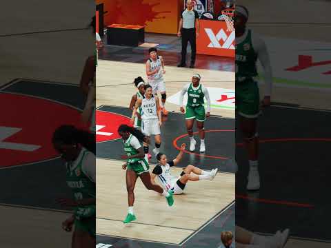 Nigeria be like: Nice shot but NOPE 🙅🏾‍♀️ #FIBAWWC