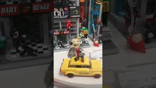 Diorama LEGO Marvel ed Avengers ATTACCO AI PALAZZI Buoni Contro Cattivi