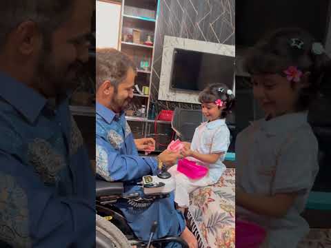 Papa Eidi Dedo 🤓 #shortvideo #inspiringfamily #minivlog