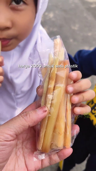 Jajanan tebu yang sudah dipotong bersih 💰2000 #streetfood #jajanansd #shorts #idejualan