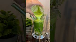รีวิว matcha แบบอวยยศ ทั้งรสชาติและราคา แต่ไม่รู้หาซื้อได้ที่ไหน 555 ถ้ารู้แล้วบอกฉันด้วย