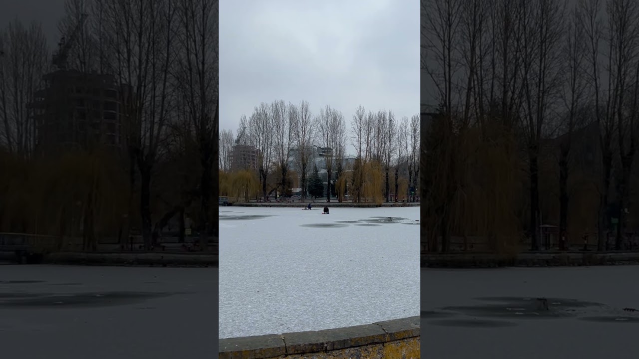 Ice Fishing in a Ukrainian City centre 🇺🇦 UA