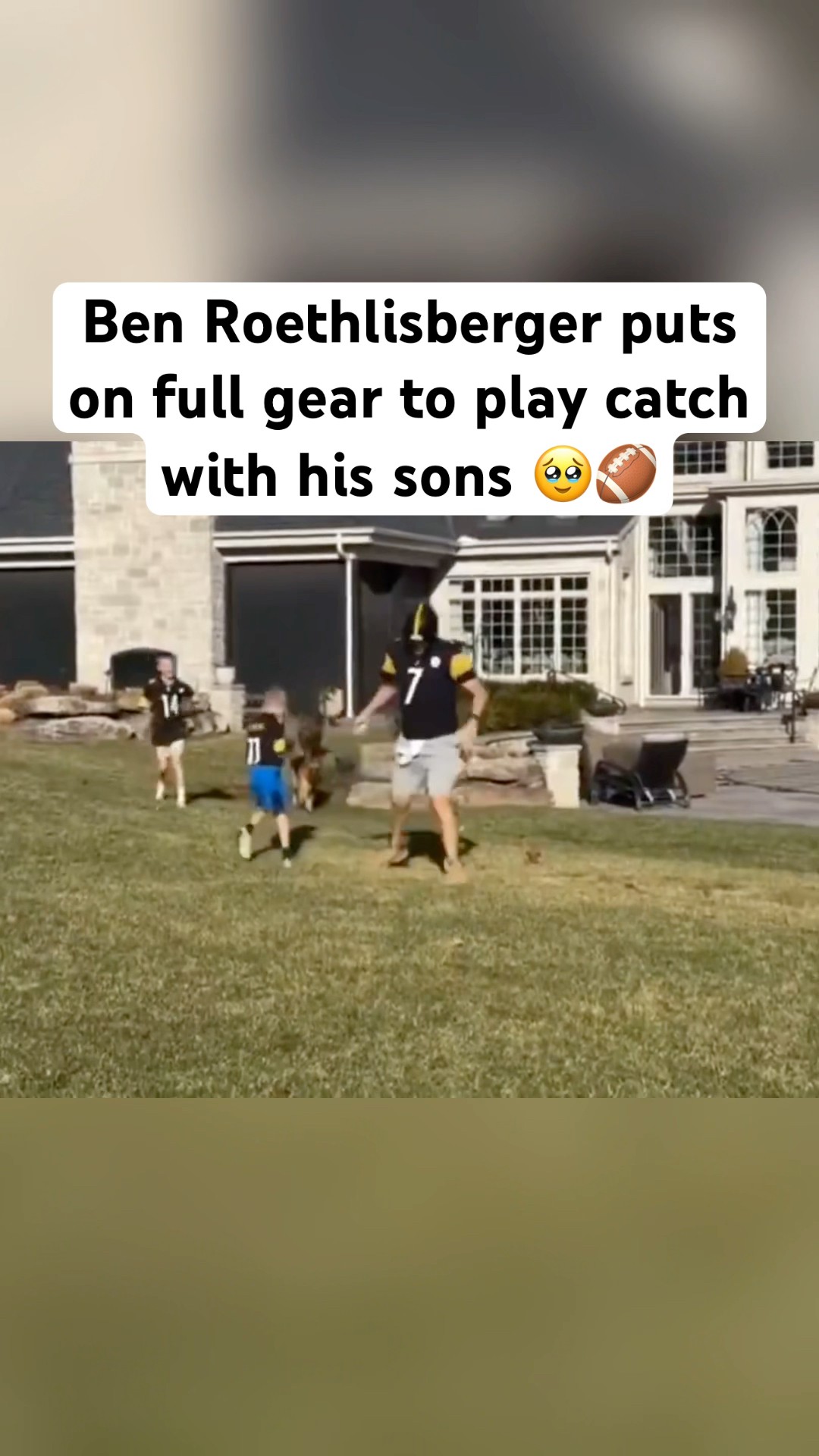 Big Ben back in his Steelers jersey. Love to see it ?? #shorts