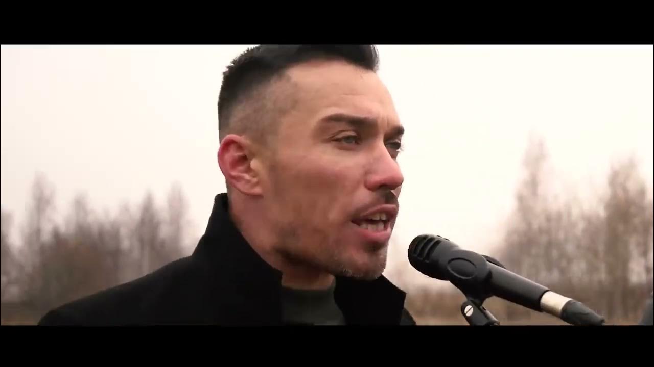 На моздок на моздок две вертушки улетают. Лимит army в военкомате случай был. В военкомате случай. Седой парнишка приходил в военкомат песня. Лимит army в военкомате случай был.