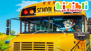 Los niños juegan con un autobús escolar de verdad | Los niños juegan a fingir ⛑ Kidibli screenshot 1