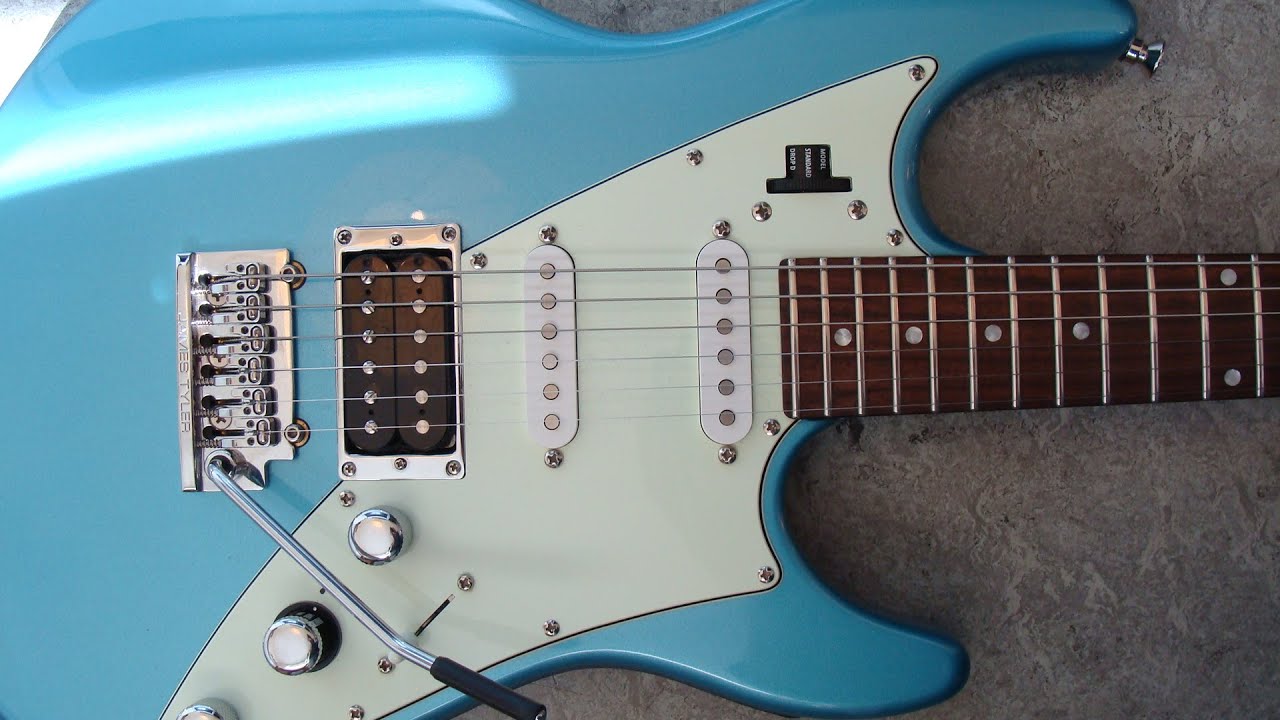 JTV 69 Variax demo magnetic pickups - DiMarzio HS-2s - Helix floor