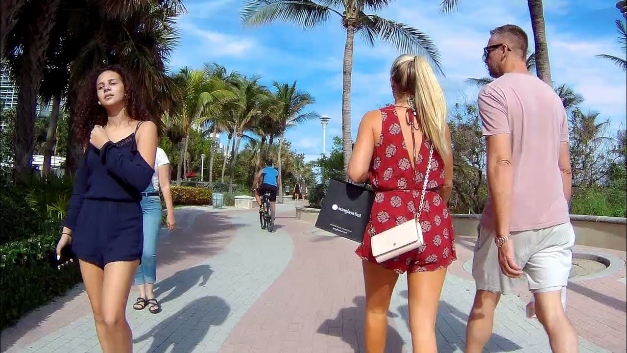 camera iphone 8 plus apk Bicycle Rental on Gorgeous South Beach Walk, Miami Beach, Florida