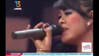 Lagu Dangdut Judul Menyulam Kain Yang Rapuh Vocal Dewi Anggraini Stasiun Dangdut 31 10 2014   YouTub