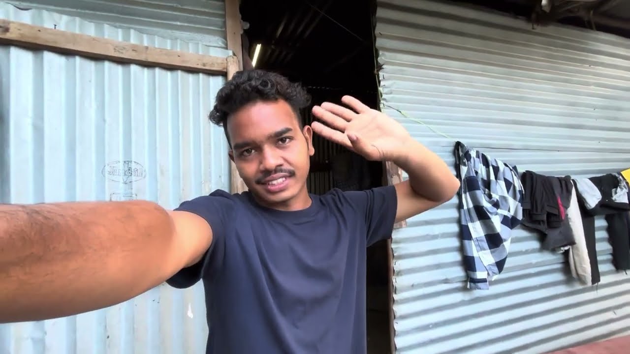 Me yahan par re raha hun or kaam bi kar raha hun 😀😍