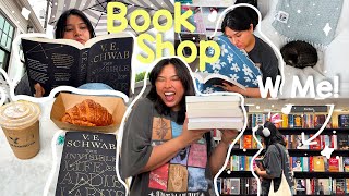 Book Shop With Me At Barnes & Noble 📚💕+ Huge Book Haul!