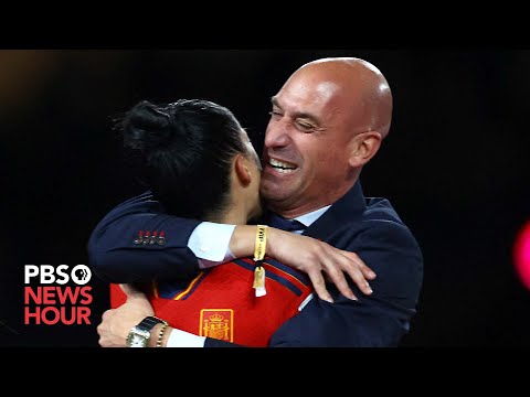 Spanish soccer head refuses to step down for forcibly kissing player after World Cup win Episode cover