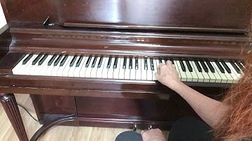 A Minor triads broken, one octave, RH, LH