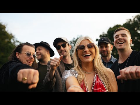 Connolly Hayes - ‘Love the One You’re With’ (Stephen Stills Cover)