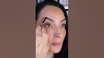 Eyebrows over 40 👐 Using the Professional Makeup brow pencil and Beauty brow gel 😁