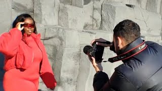 FOTÓGRAFO PROFESIONAL le ofrece FOTOS a una CHICA que se Estaba Haciendo FOTOS 📸 2ª PARTE