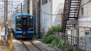 鶴見線E131系T8編成　辻堂駅通過