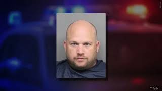 Man arrested after trying to meet with undercover officer posing as teen girl in Lincoln, police...