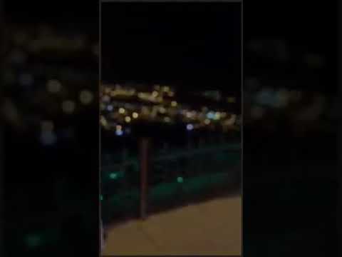 أنا لي قلب ما يقسى ولي عقل ما ينسى ولي صاحب بدونه ما أسوى الله لا يحرمني منك محمد