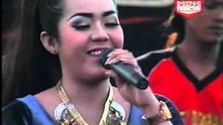 Download Lagu Dangdut Koplo Sewates Angen - Niken Ira (New Pallapa) Baru 2016 MP3