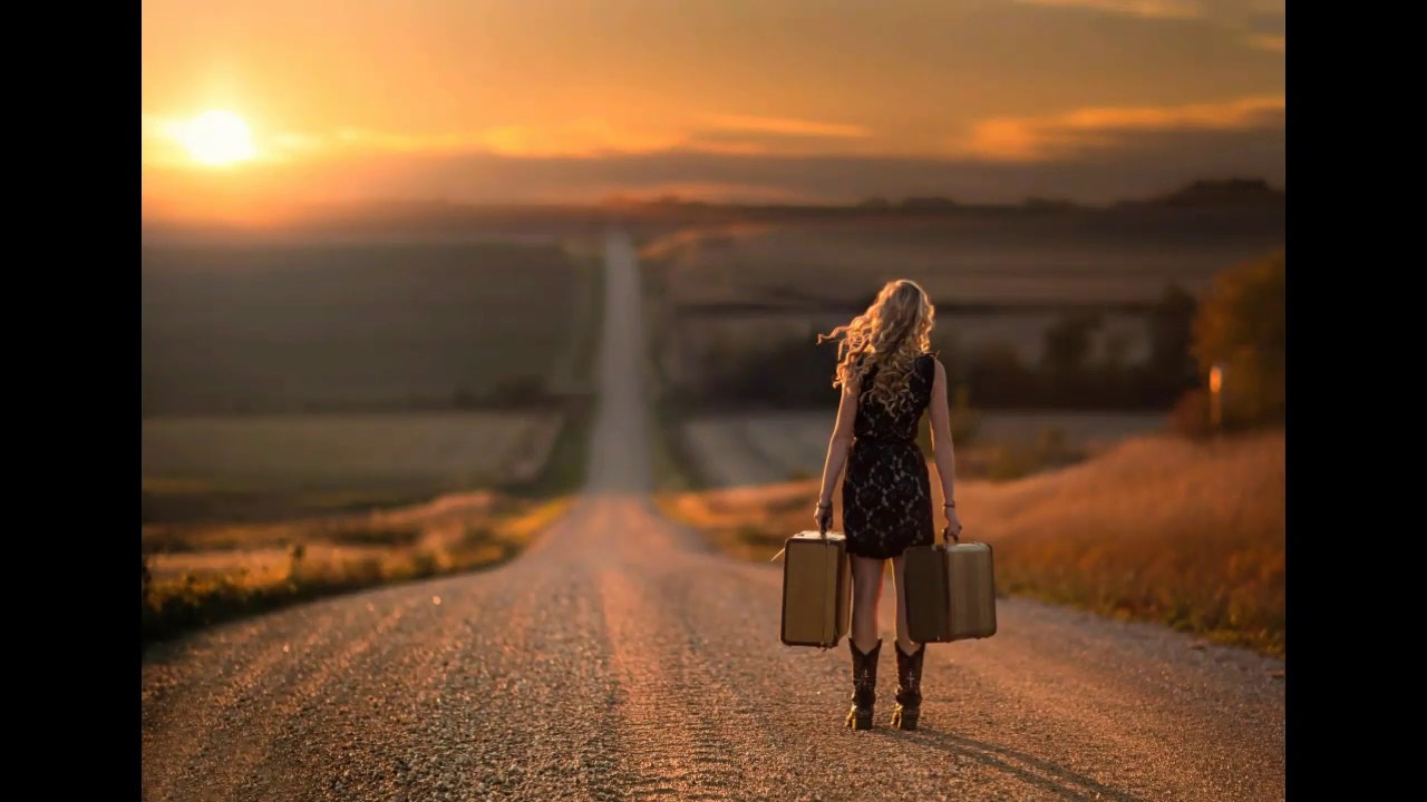 Patty Smyth - Sometimes Love Just Ain't Enough (Lyrics)