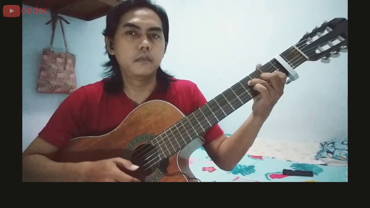 christine panjaitan - katakan sejujurnya (fingerstyle) - YouTube