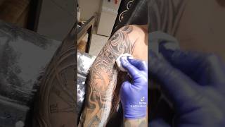 tattoo در حال فول شدن