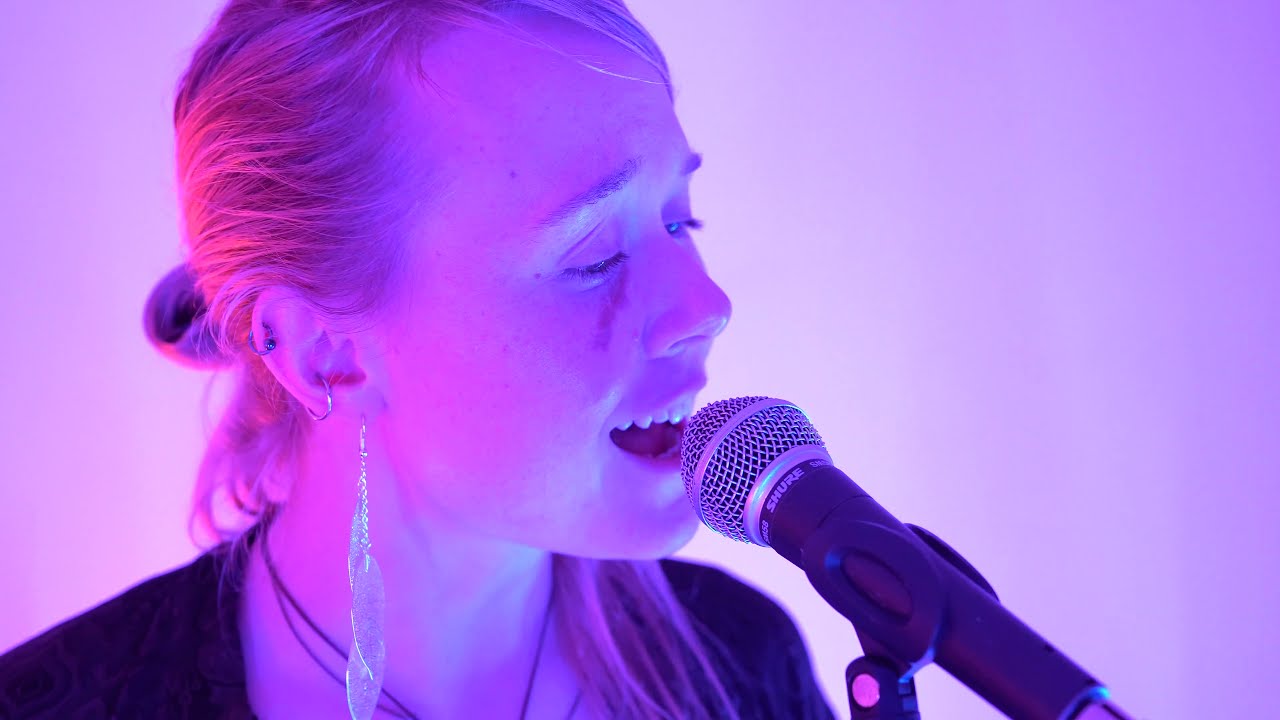 Andrea Ward - Keep Me Awake (Official Music Video)