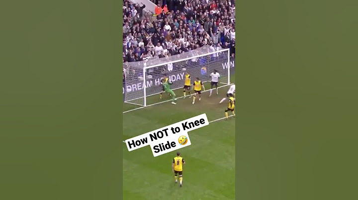 Van der Vaart Knee Slide Fail 🤦‍♂️ #Shorts
