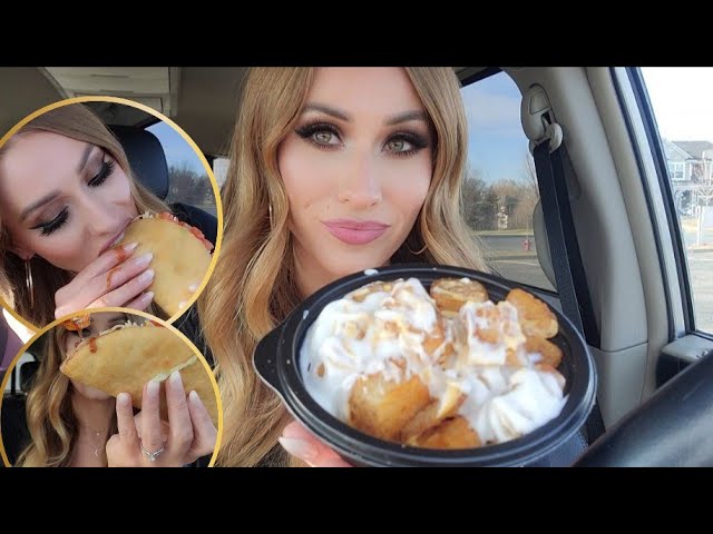 ASMR | 1st *Twelve Days Of Mukbang!!* 🎄 Taco Bell In My Car 🌮😋 (eating sounds, whisper ramble)
