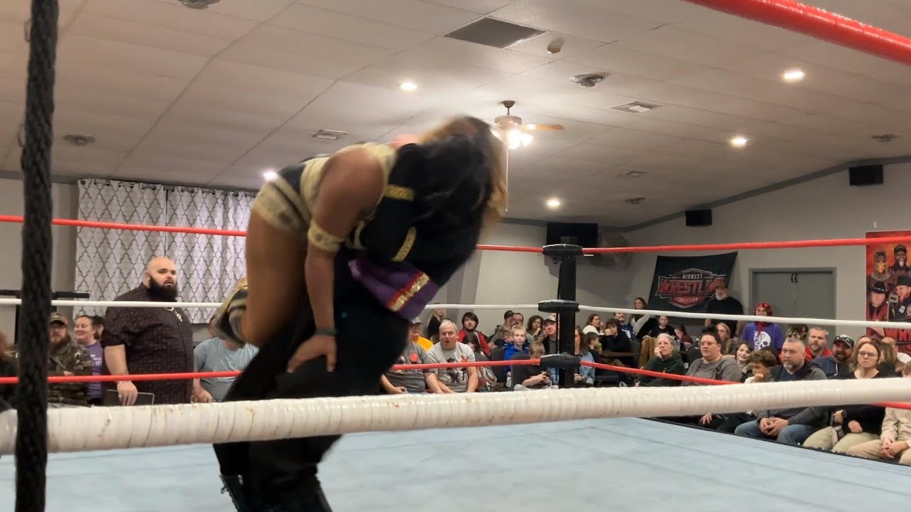 MWC Presents Return of the Champions! February 21st Godfrey, IL Lillith Khan VS Cassandra Golden