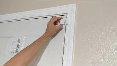 HOW TO CHANGE THE BATTERY ON A SIMPLISAFE ENTRY SENSOR