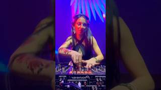 Download Lagu DJ Juliet Lee Live Performance MP3