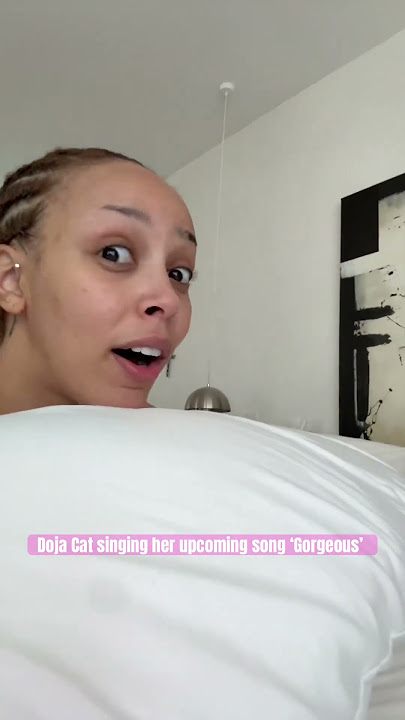 Doja Cat singing her upcoming song ‘Gorgeous’ via TikTok.