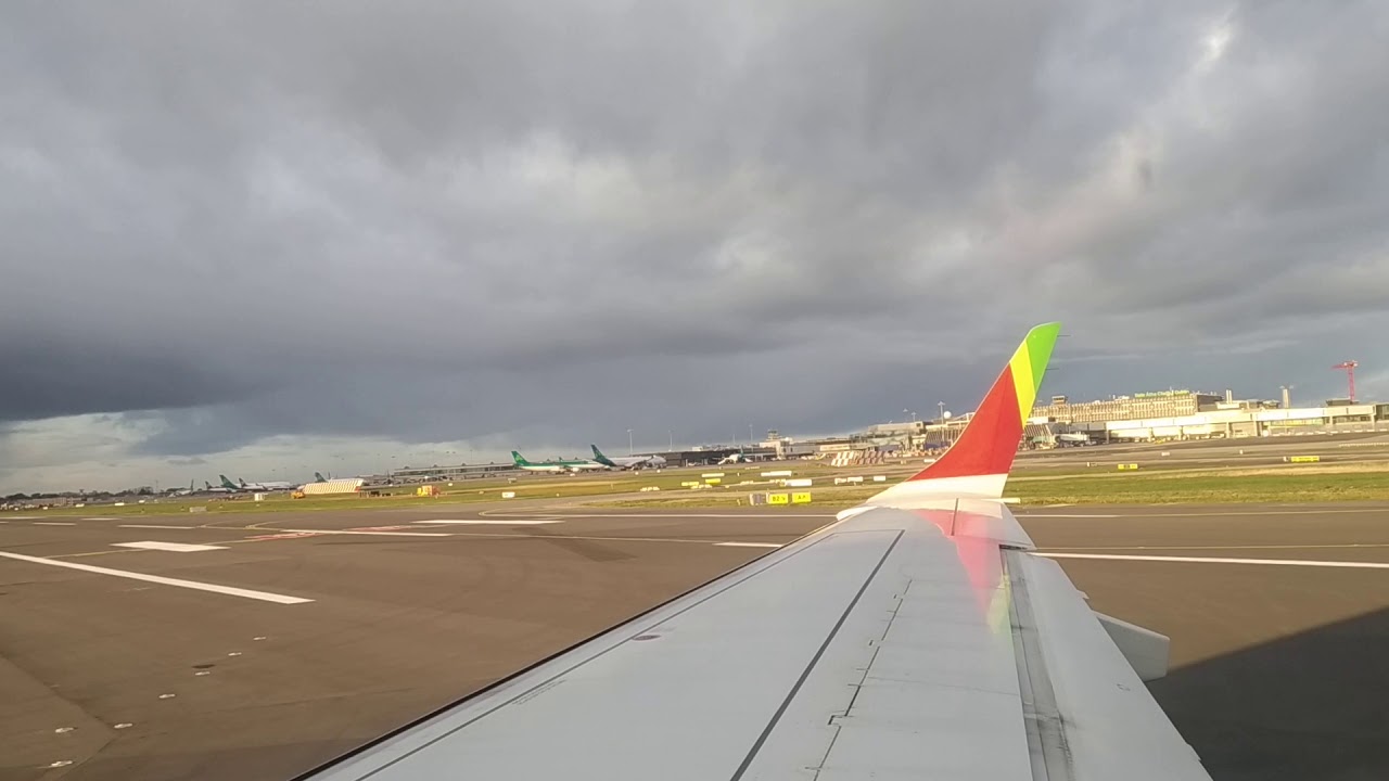 Sunset Takeoff Dublin Airport / TAP Portugal Embraer 190