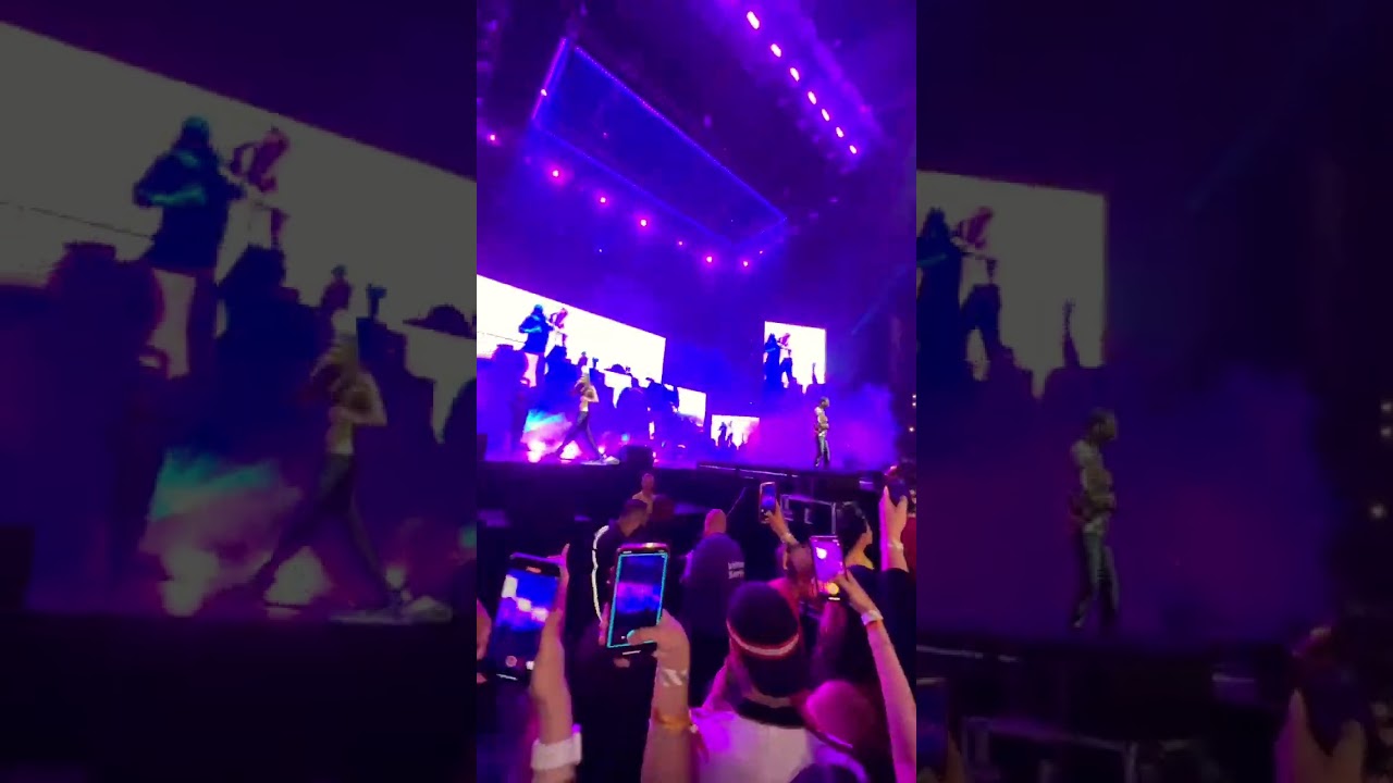 D-Block Europe - Make You Smile ft. AJ Tracey (LIVE)