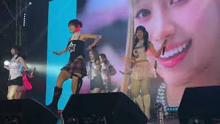 042626 Unis - Superwoman - OPF D2 Fancam