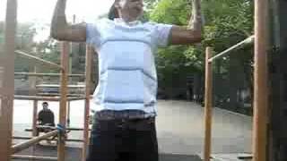 Slumlord the Ruler and Melo battle for Pull up bar dominance