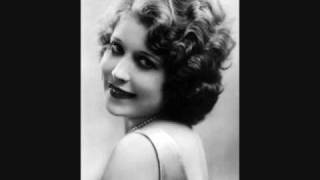 Annette Hanshaw - I'm a Dreamer, Aren't We All (1929) chords