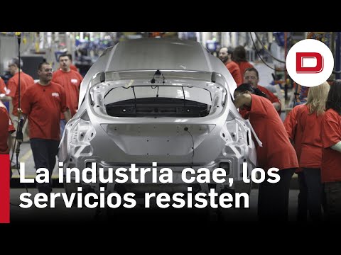 Las ventas de la industria ahondan su caída al 2,2 % y las del sector servicios se resienten