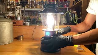 Jan.1976 Coleman 621A vintage lantern Iight 点火動画 - YouTube