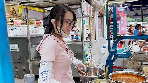 一到周末攤位上就人潮洶湧，一桶接一桶根本停不下來，開心收早攤 - 天天要聞