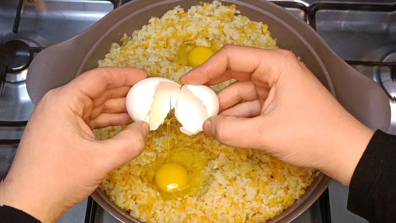 جربتى تحطى العدس مع البيض 😘 بدون لحوم أكلة بروائح زمان احلى من الحمام الكشرى الأصفر