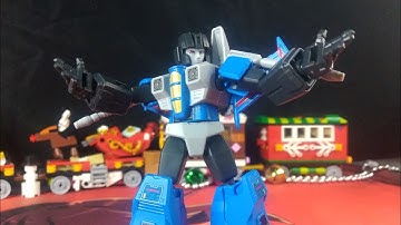 Unboxing/Review. The Blokees. Transformers. Galaxy Version. wave 01. Thundercracker #1.