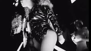 Beyoncé - Countdown \/ Check on It (Homecoming live)