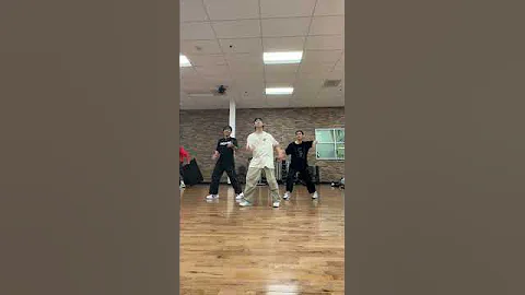 Don't you want me like I want you, baby? 😫 #rose #brunomars #apt |  APT Draft