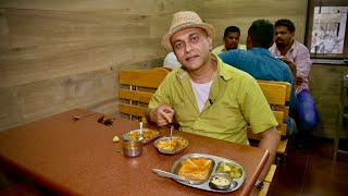 Evening Snacks At Hubli’s Popular GURUDATTA BHAVAN | Masala Khara, Misal, Bread Toast, Bonda Soup screenshot 5