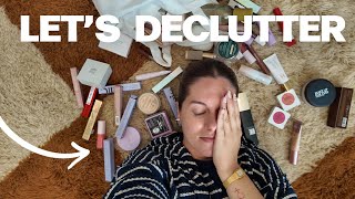DECLUTTER WITH ME // foundation, skin tint, concealers + powders