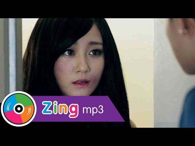 Đừng Bắt Anh Mạnh Mẽ - Hồ Quang Hiếu (Music Video Official 4K) class=