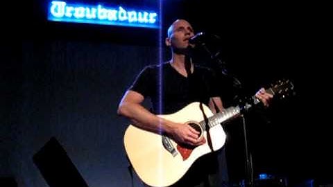 Matt Scannell (Vertical Horizon) - "Everything You Want" (Troubadour 08/12/09)
